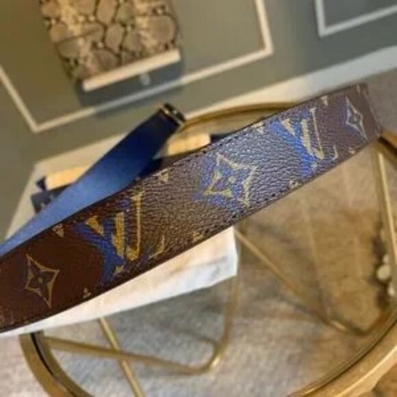 Louis Vuitton Reversible Monogram Belt 90CM - Picture 7 of 11
